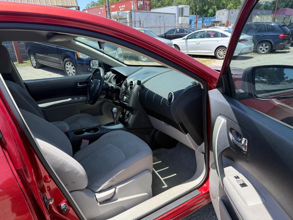 2014 Nissan Rogue Select S photo