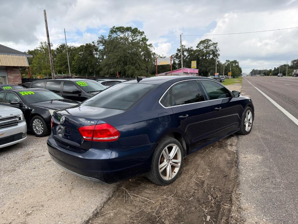 2014 Volkswagen Passat - $2,999