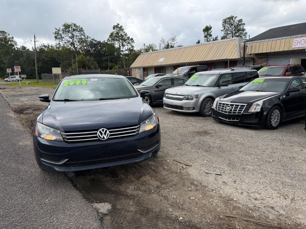 2014 Volkswagen Passat - $2,999