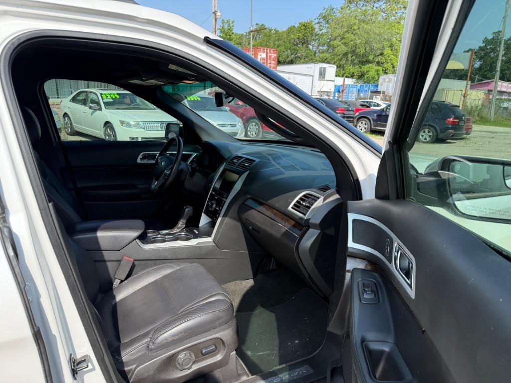 2015 Ford Explorer Limited photo