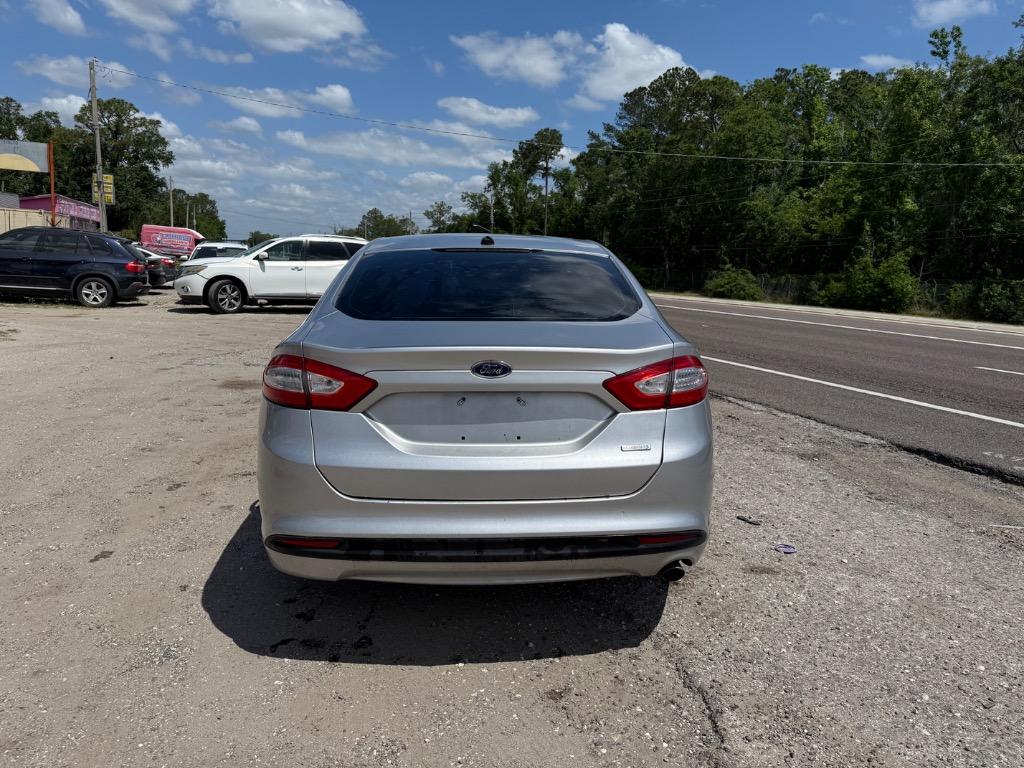 2014 Ford Fusion SE photo