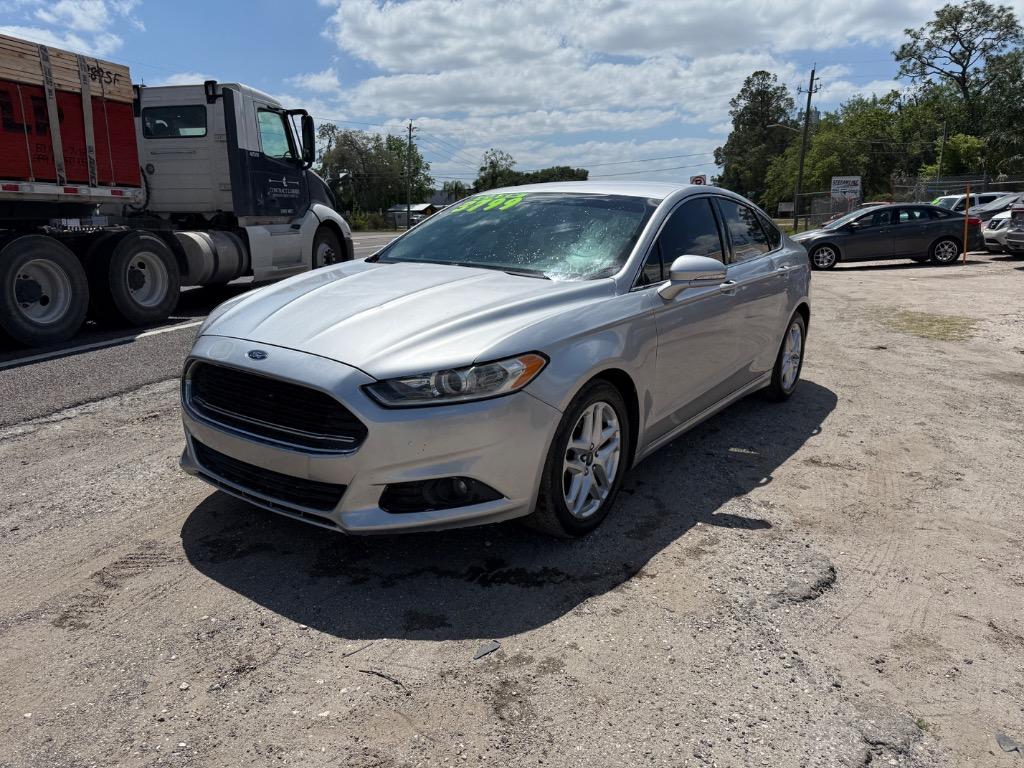 2014 Ford Fusion SE photo