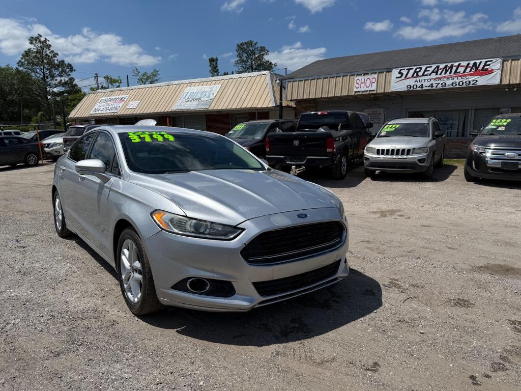 2014 Ford Fusion SE photo
