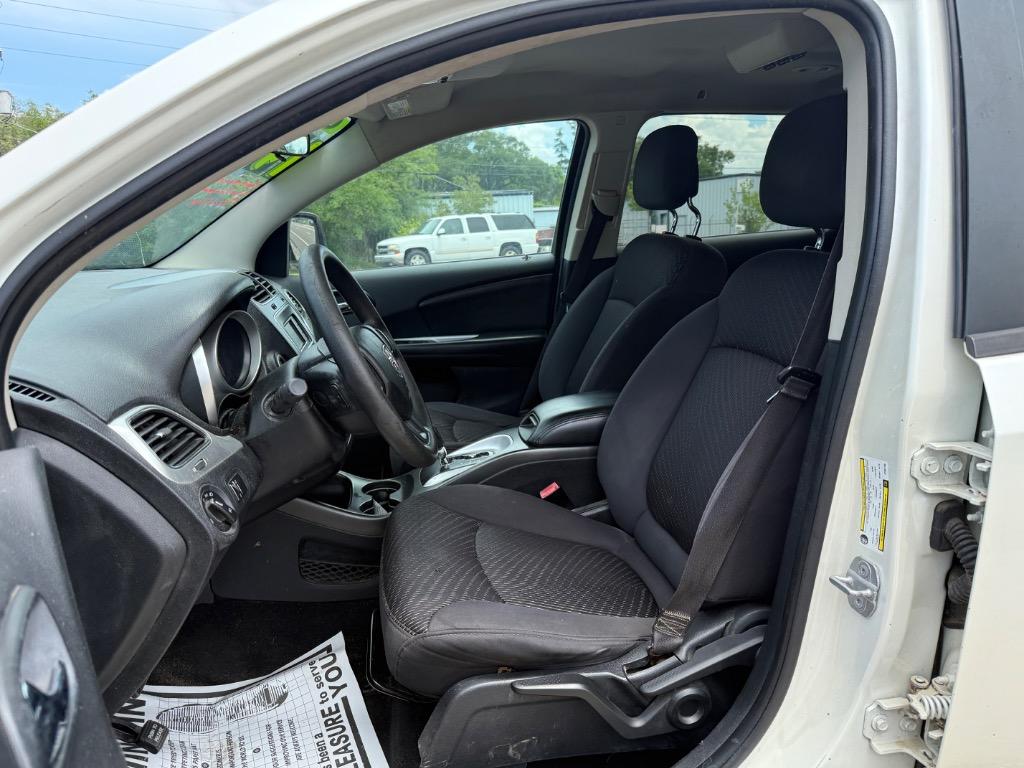 2012 Dodge Journey SXT photo