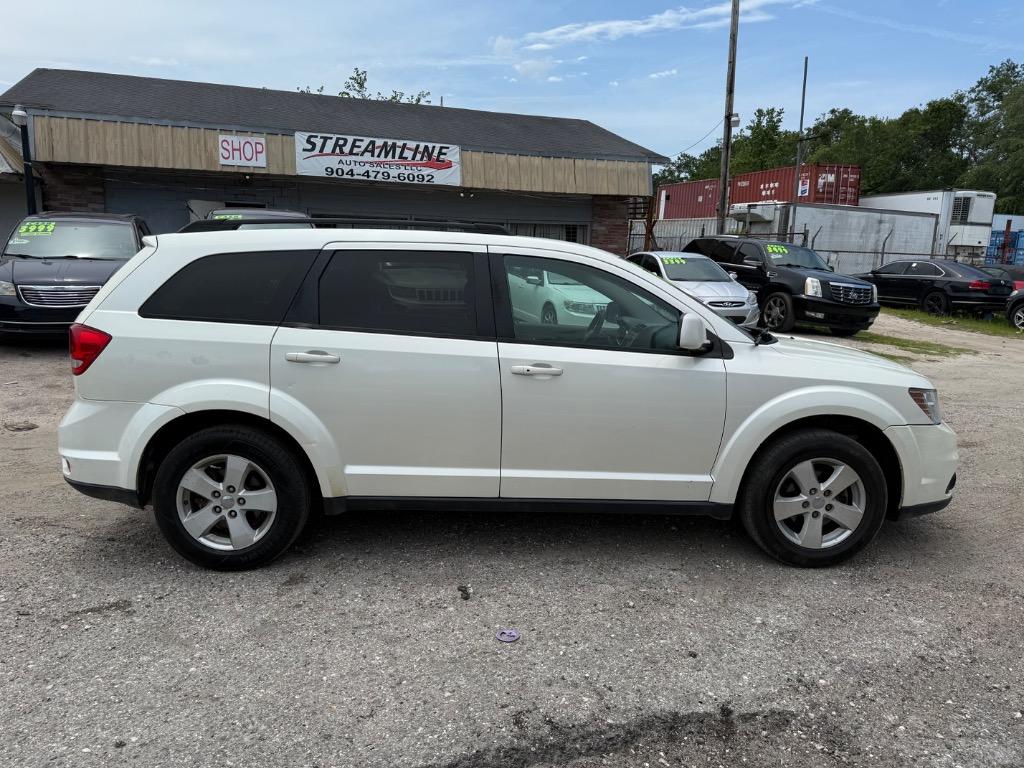 2012 Dodge Journey SXT photo