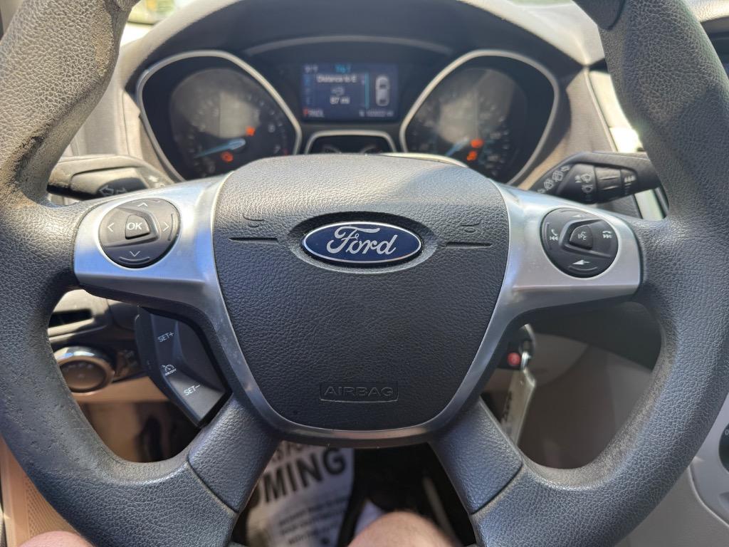 2014 Ford Focus - $2,999