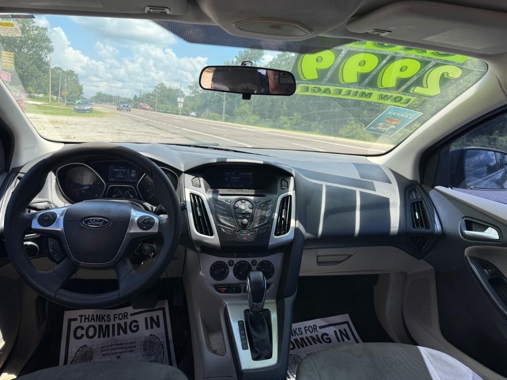 2014 Ford Focus - $2,999