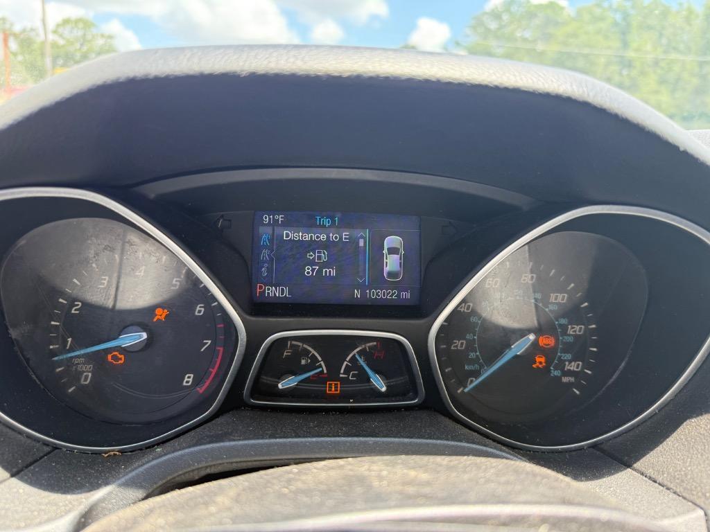 2014 Ford Focus - $2,999