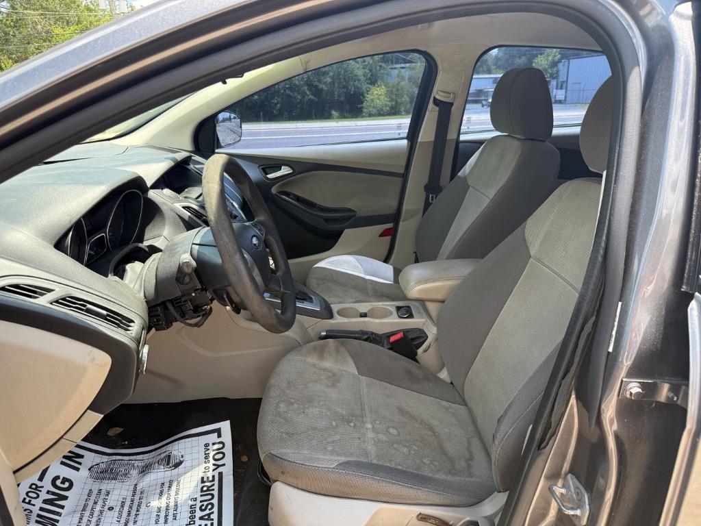 2014 Ford Focus - $2,999