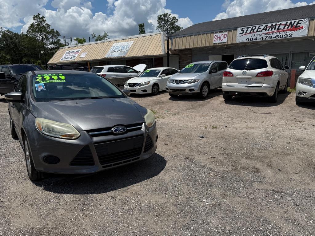 2014 Ford Focus - $2,999