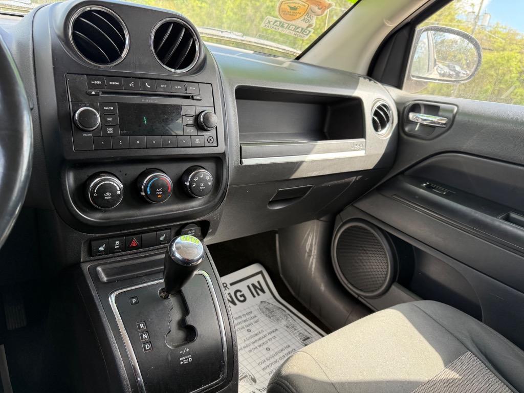 2011 Jeep Compass Sport photo