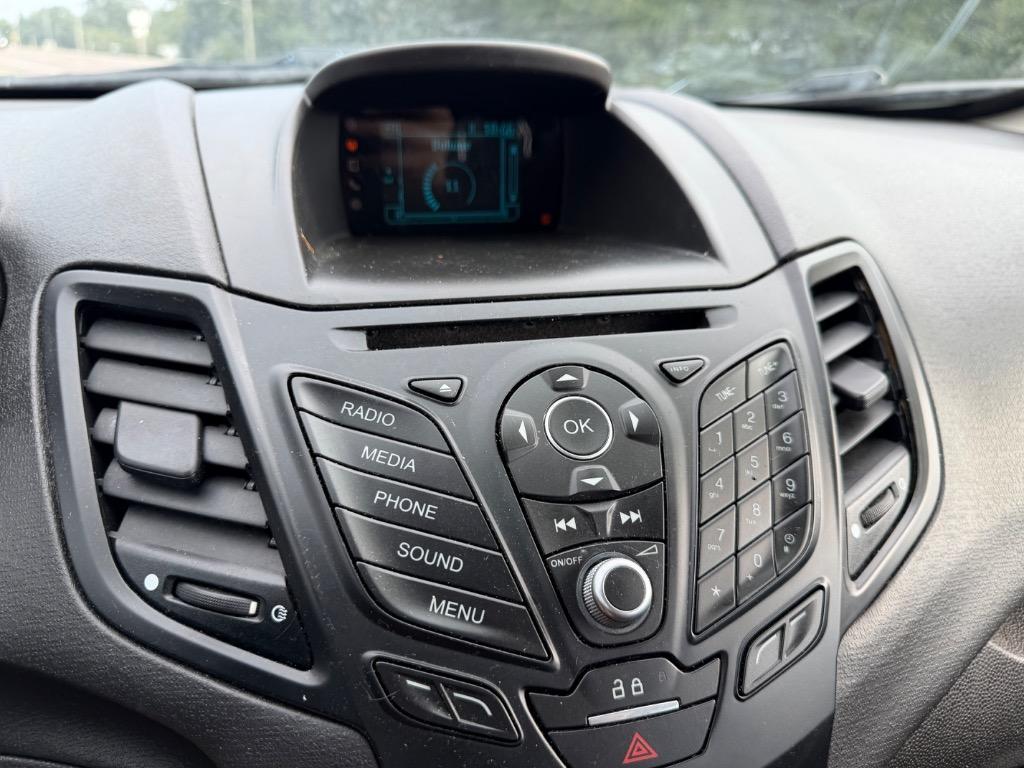 2016 Ford Fiesta - $2,799