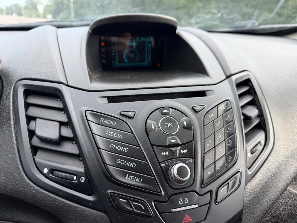 2016 Ford Fiesta - $2,799