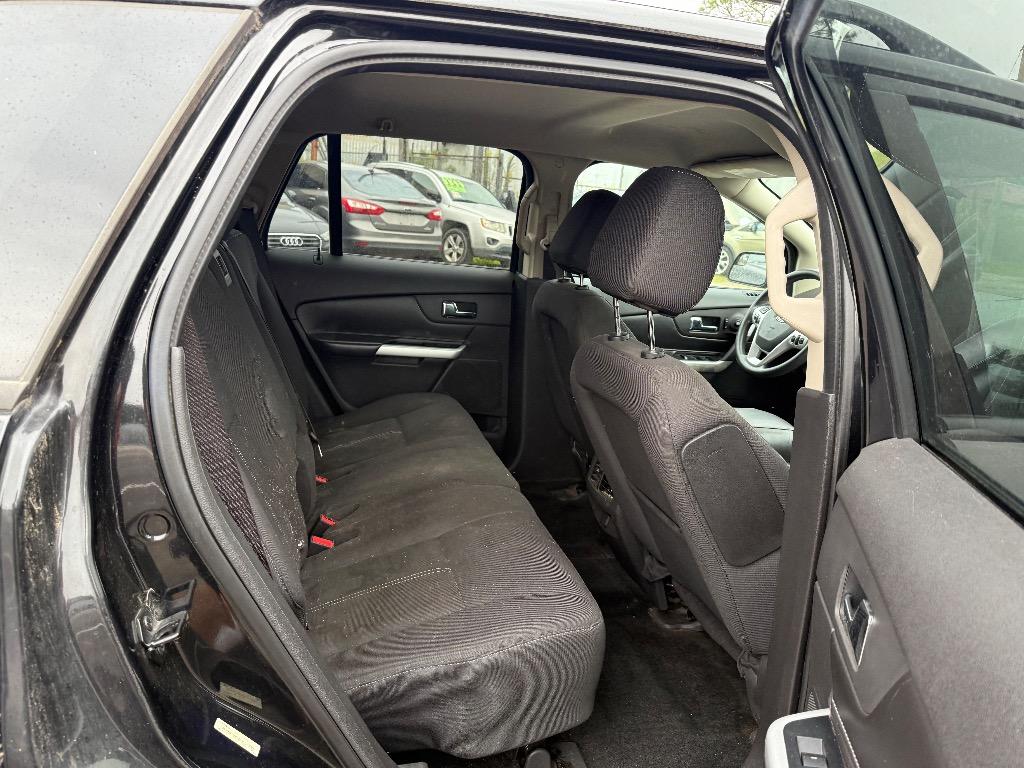 2013 Ford Edge - $2,299