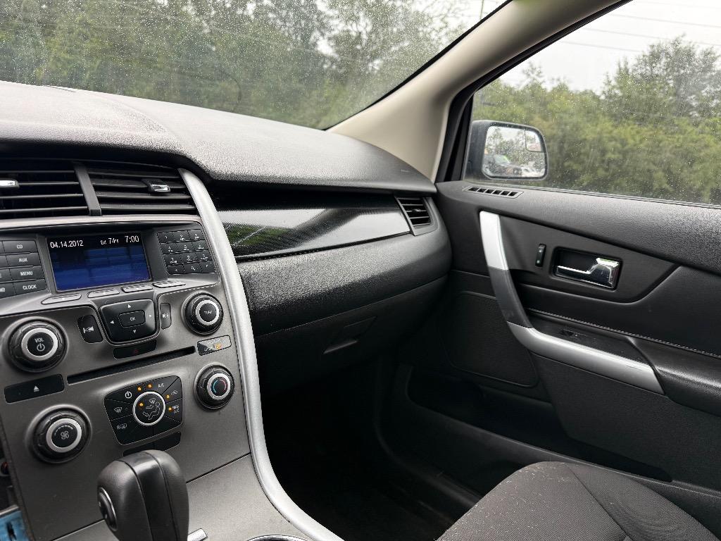 2013 Ford Edge - $2,299