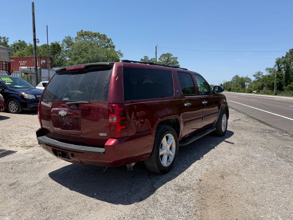 2008 Chevrolet Suburban LS 1500 photo