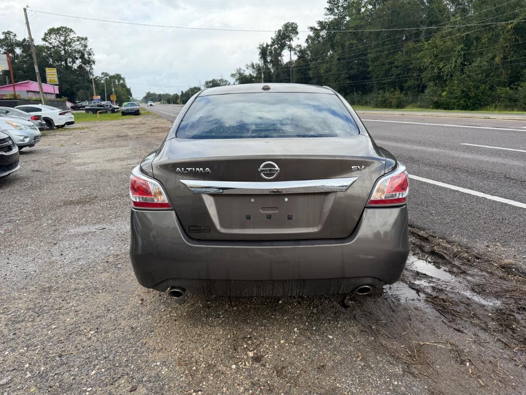 2015 Nissan Altima - $2,999