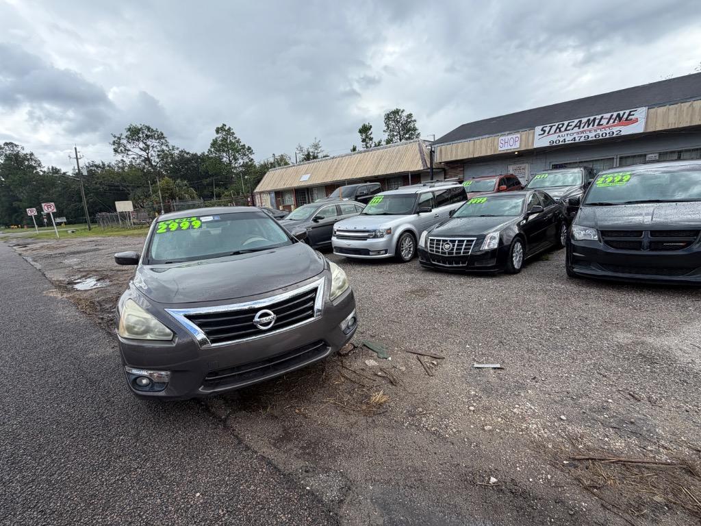 2015 Nissan Altima - $2,999