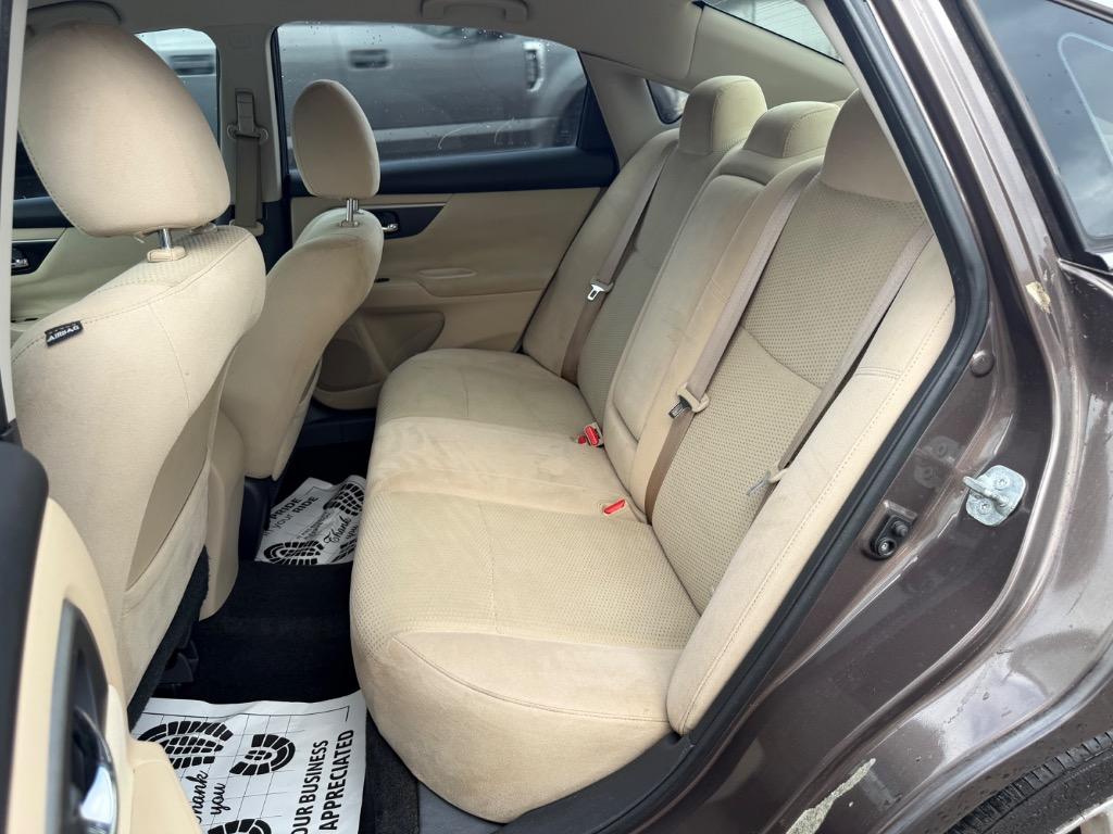 2015 Nissan Altima - $2,999