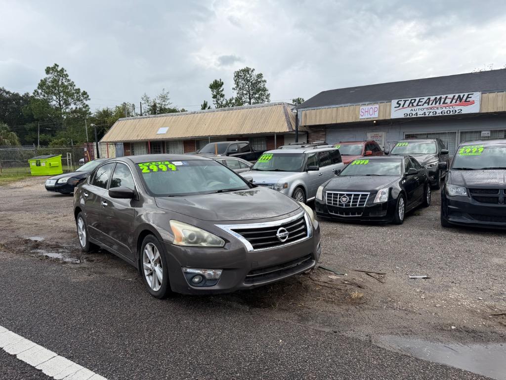 2015 Nissan Altima - $2,999