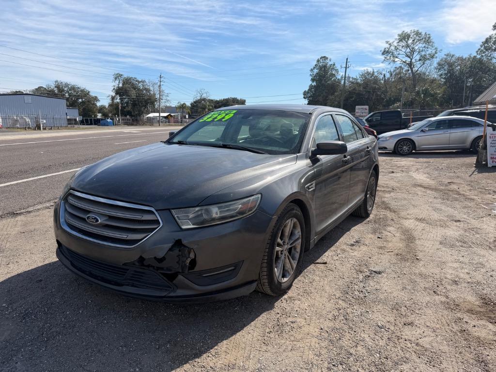 2015 Ford Taurus - $3,299