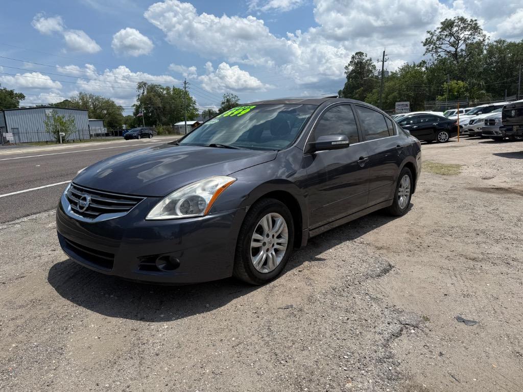 2010 Nissan Altima 2.5 photo