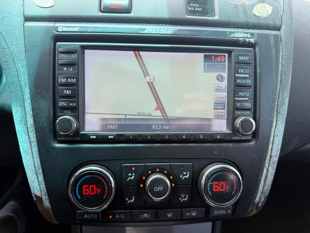 2010 Nissan Altima 2.5 photo