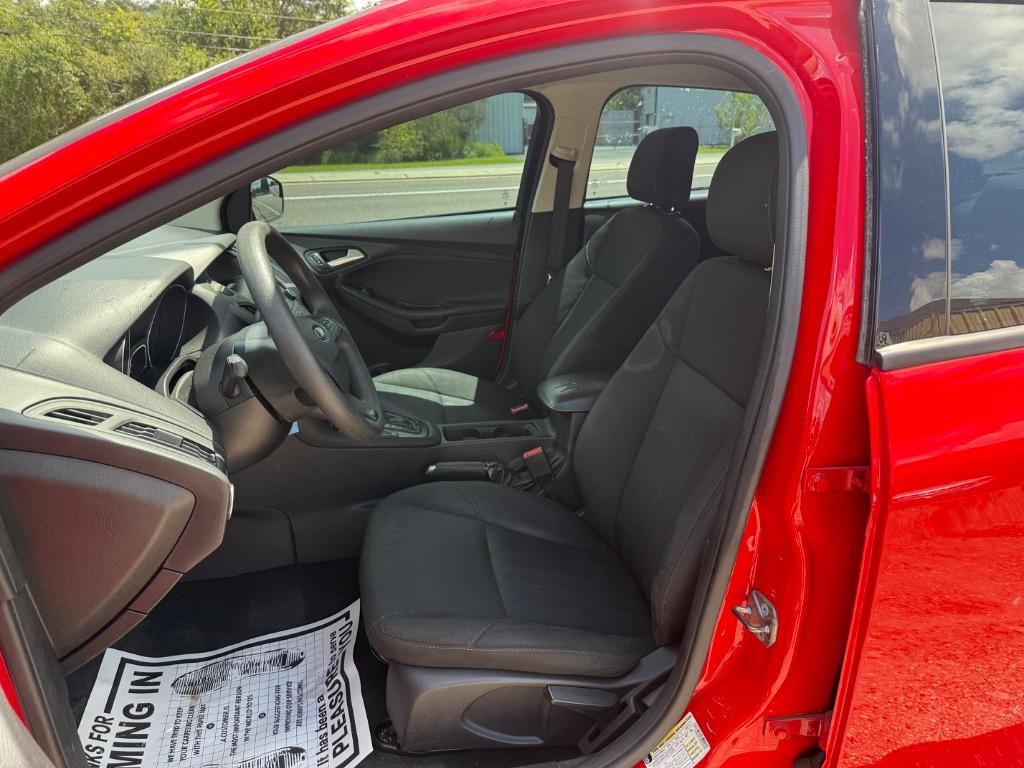2016 Ford Focus - $2,999