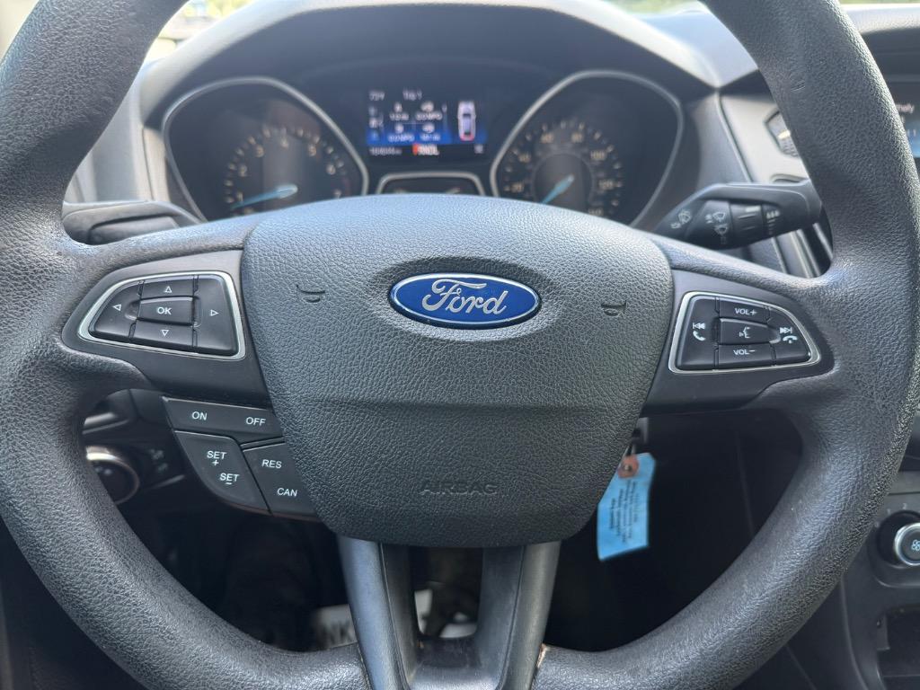 2016 Ford Focus - $2,999