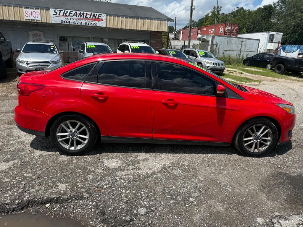 2016 Ford Focus - $2,999