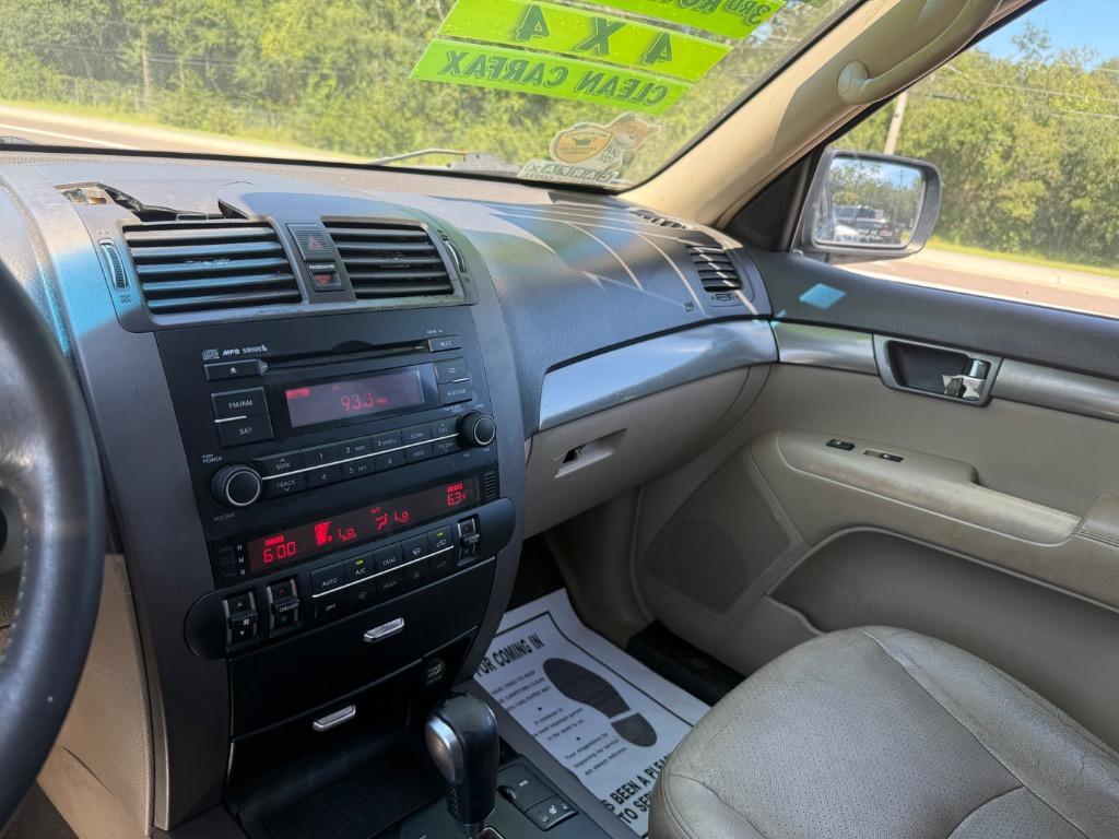 2009 Kia Borrego - $2,899