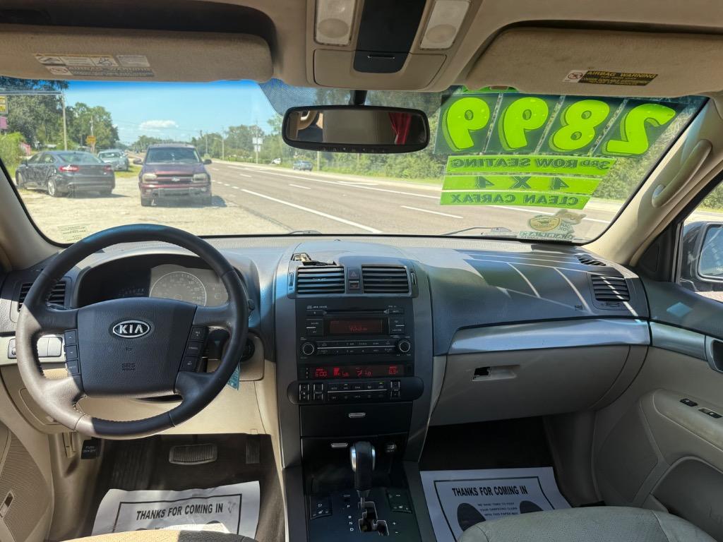 2009 Kia Borrego - $2,899