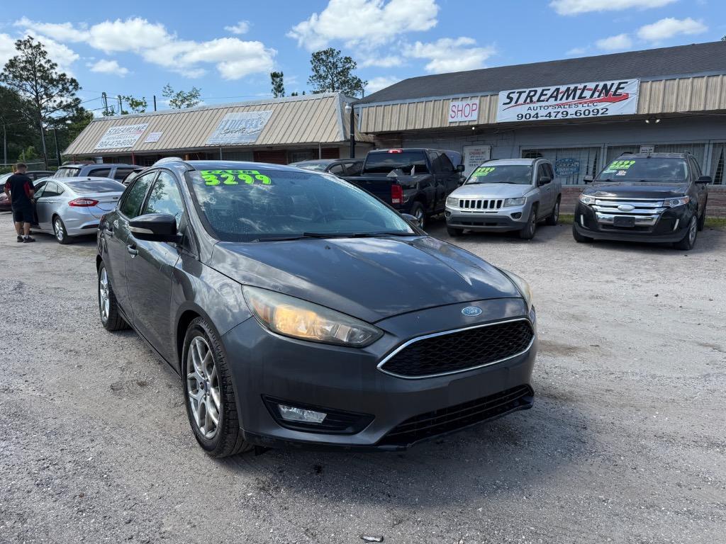 2015 Ford Focus SE photo