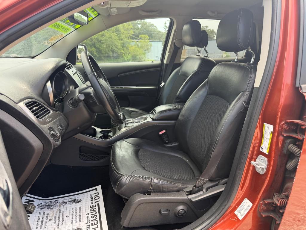 2014 Dodge Journey - $3,499