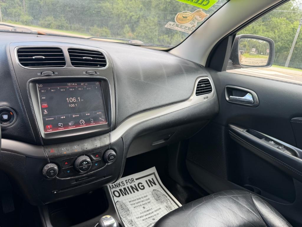 2014 Dodge Journey - $3,499