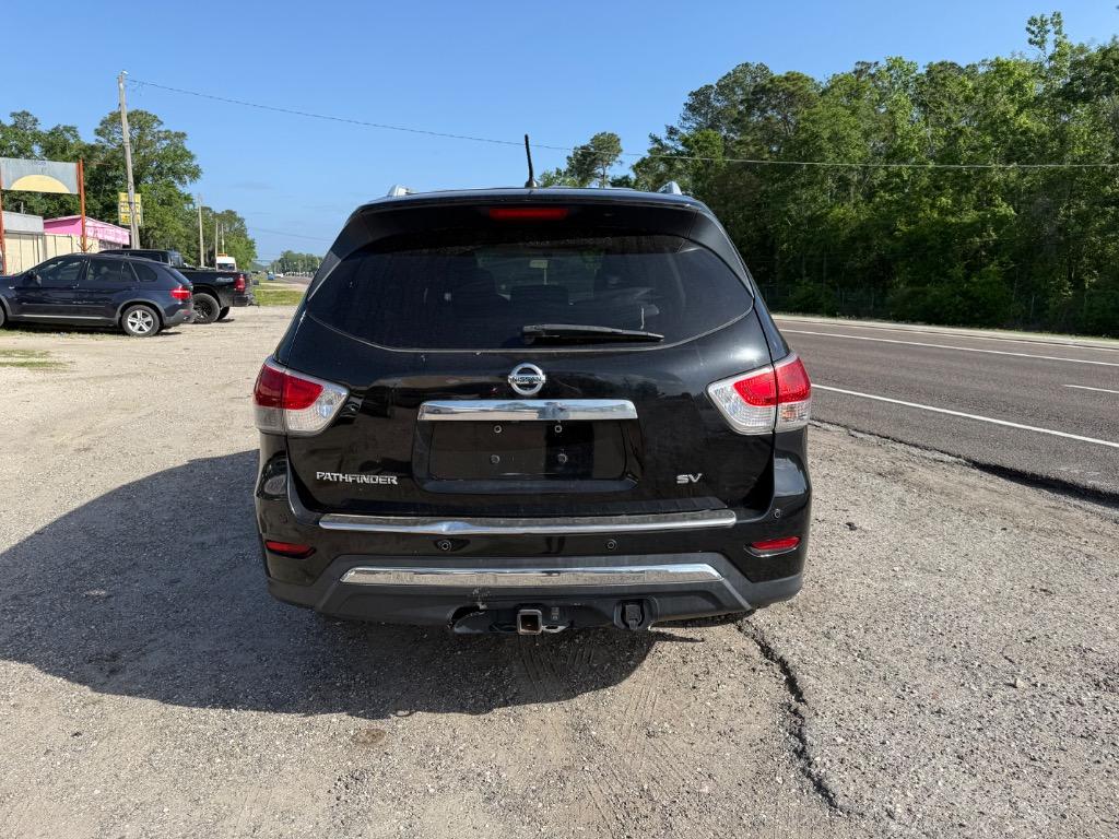 2014 Nissan Pathfinder S photo