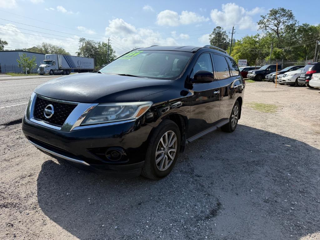 2014 Nissan Pathfinder S photo