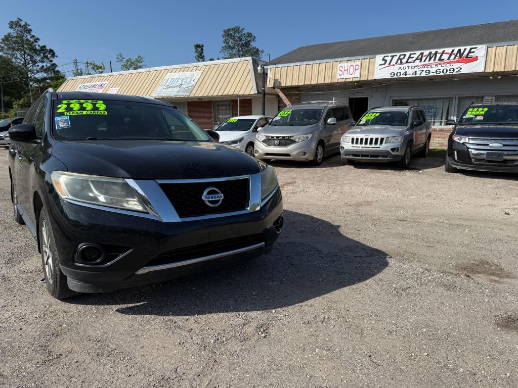 2014 Nissan Pathfinder S photo