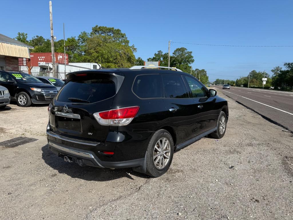 2014 Nissan Pathfinder S photo