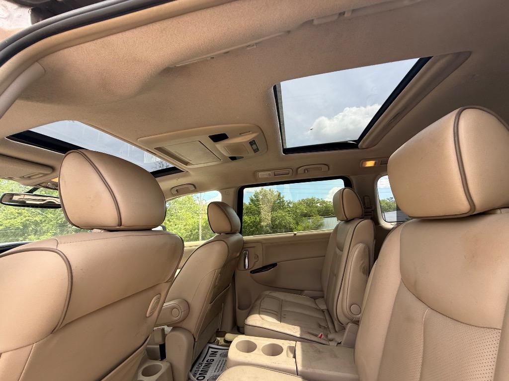 2012 Nissan Quest 3.5 S photo