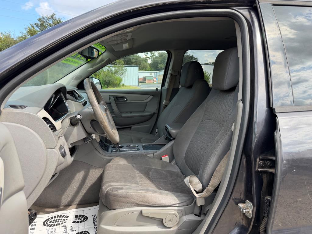2015 Chevrolet Traverse - $2,899