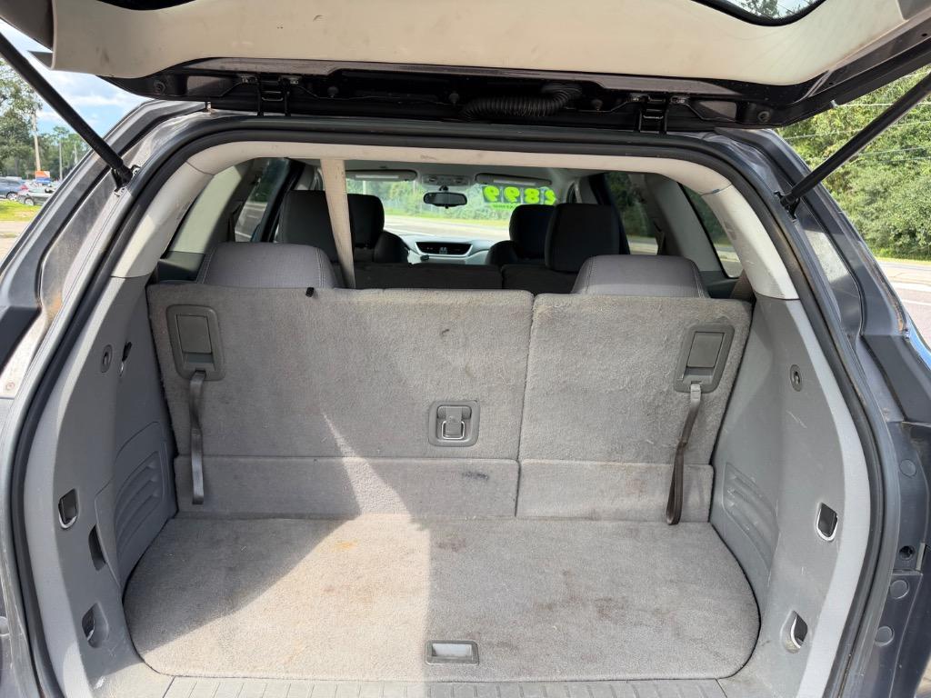 2015 Chevrolet Traverse - $2,899