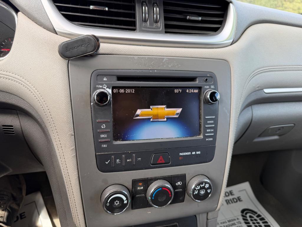 2015 Chevrolet Traverse - $2,899