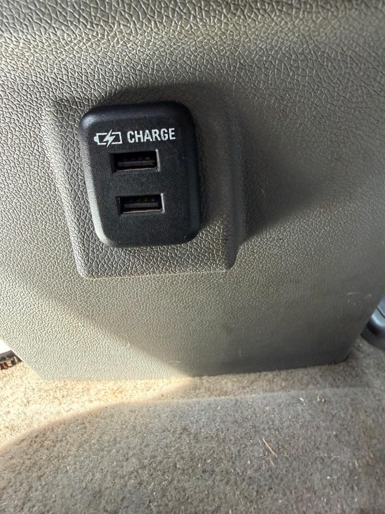 2015 Chevrolet Traverse - $2,899