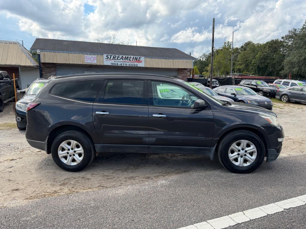 2015 Chevrolet Traverse - $2,899