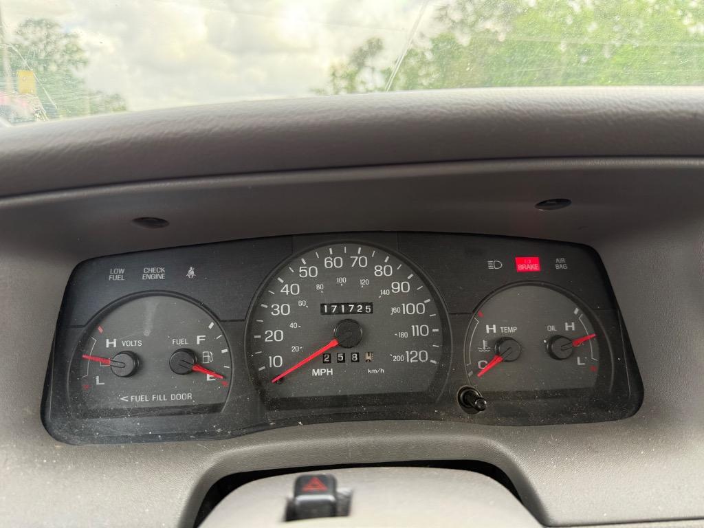 2002 Mercury Grand Marquis LS Premium photo