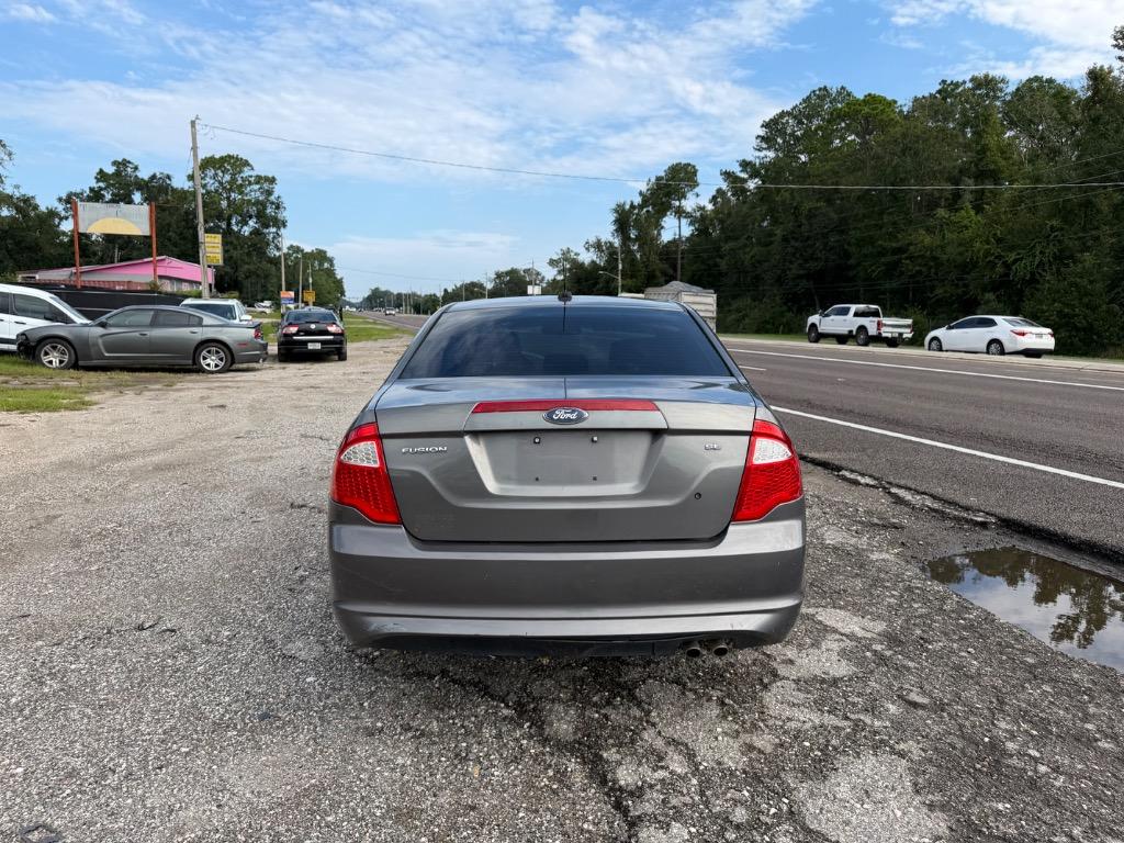 2012 Ford Fusion - $2,199