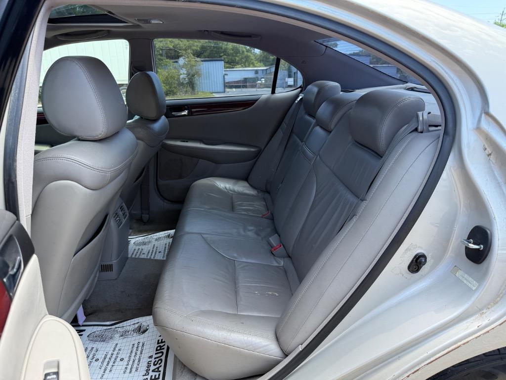 2003 Lexus ES 300 photo