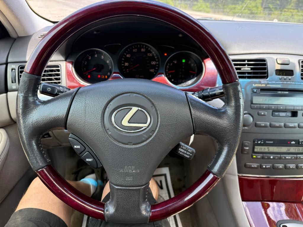 2003 Lexus ES 300 photo