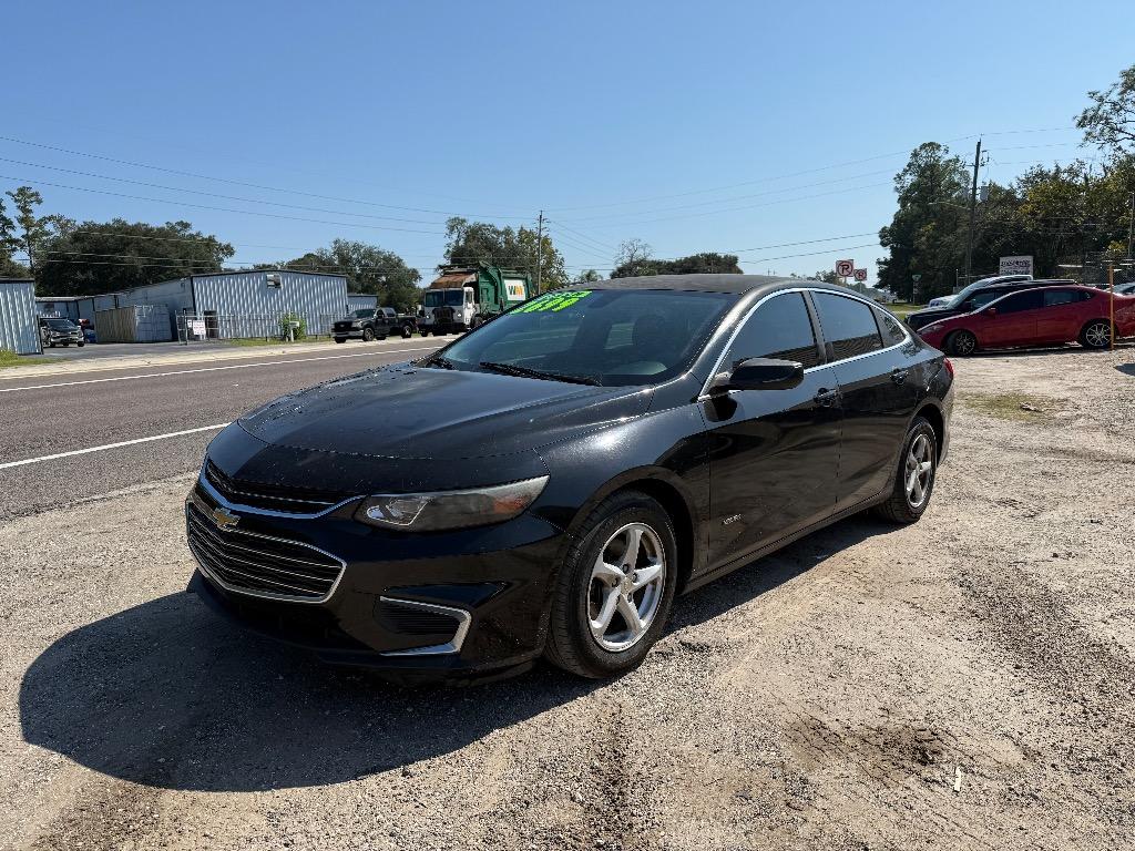 2017 Chevrolet Malibu - $2,699